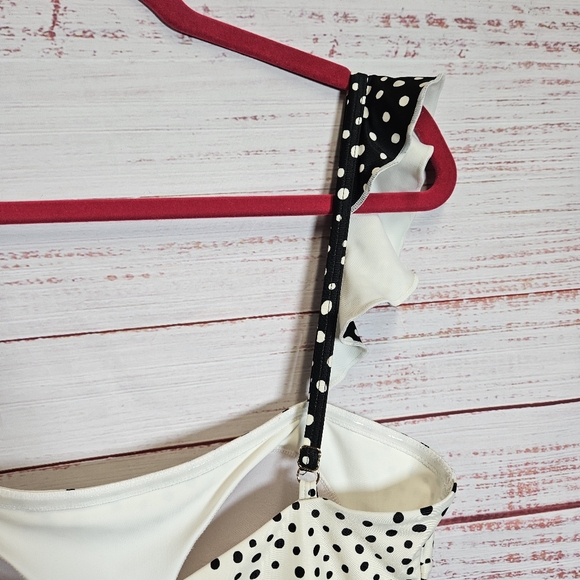 Summersalt polka dot ruffle oasis one-piece swimsuit - Picture 11 of 16